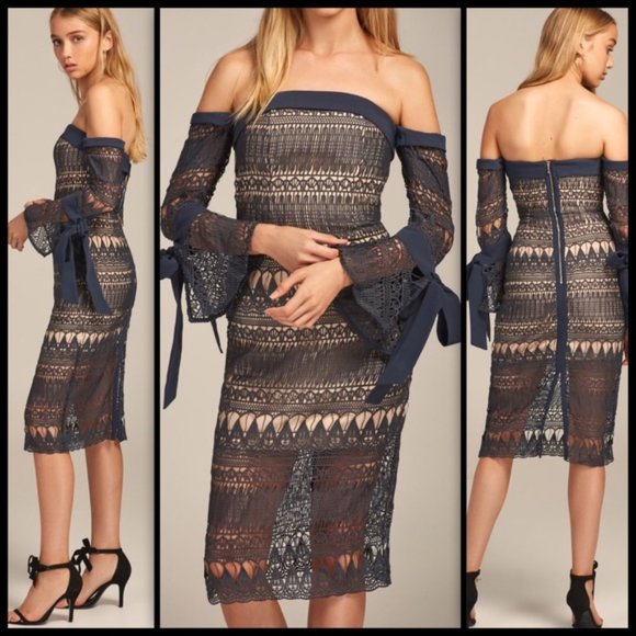 nwt keepsake the label walk on by navy midi dress